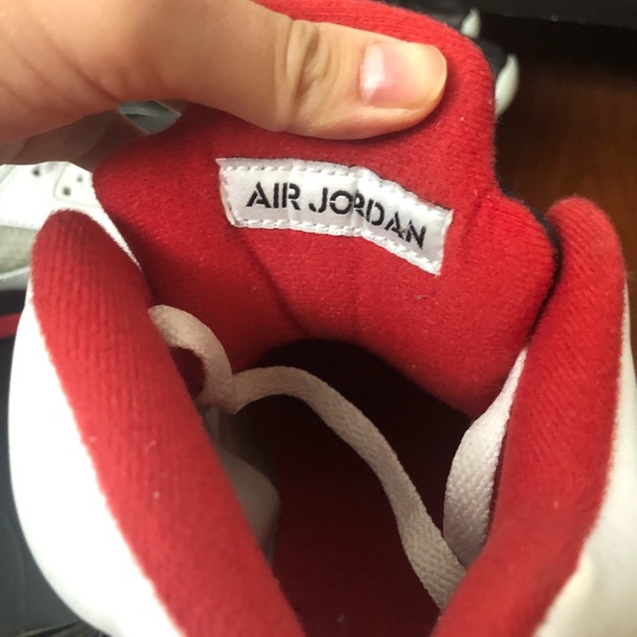 Air Jordan’s 5 fire reds - Picture 4 of 8